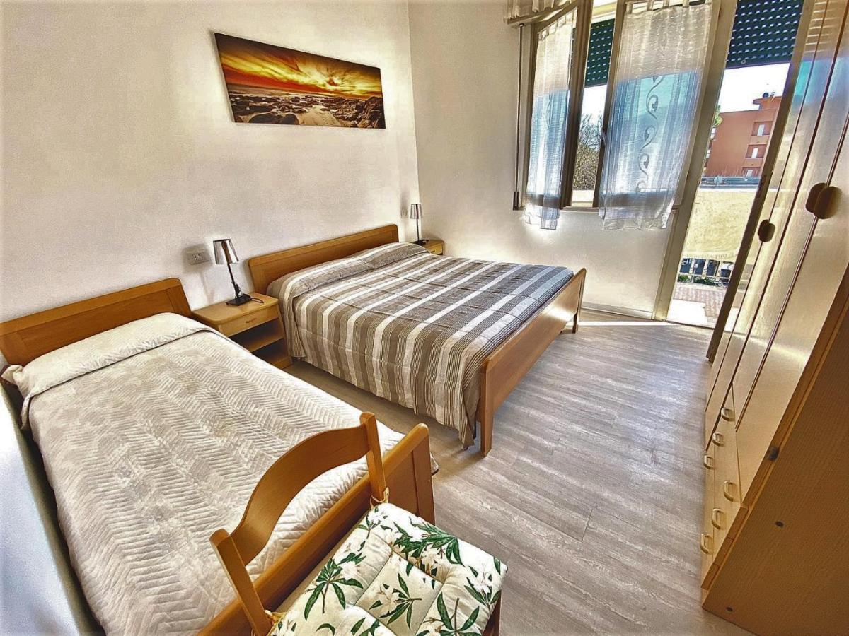 Vacanzemarecervia Appartamenti Terzo Piano Cervia Exterior foto